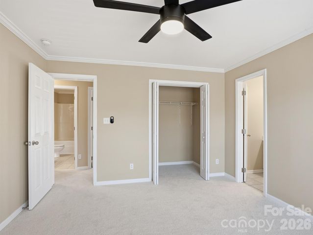 4330 Laurel Hill Lane, Charlotte, NC 28217