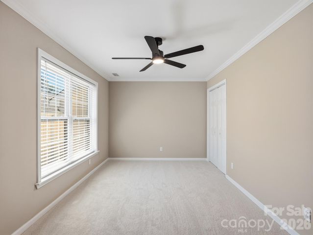 4330 Laurel Hill Lane, Charlotte, NC 28217