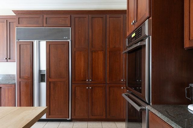 7 Burnham Rd, Lexington, MA 02420