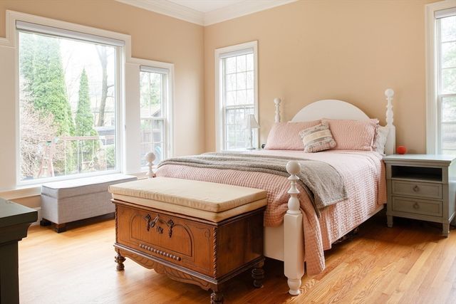 7 Burnham Rd, Lexington, MA 02420