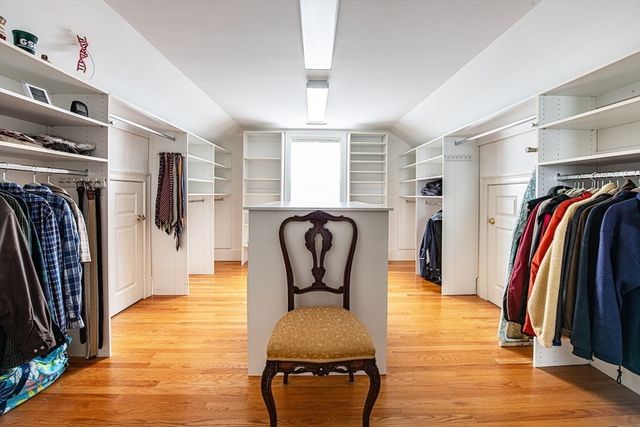 7 Burnham Rd, Lexington, MA 02420