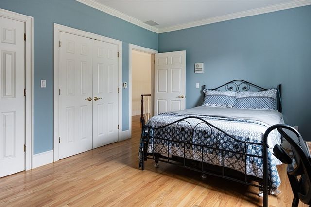 7 Burnham Rd, Lexington, MA 02420