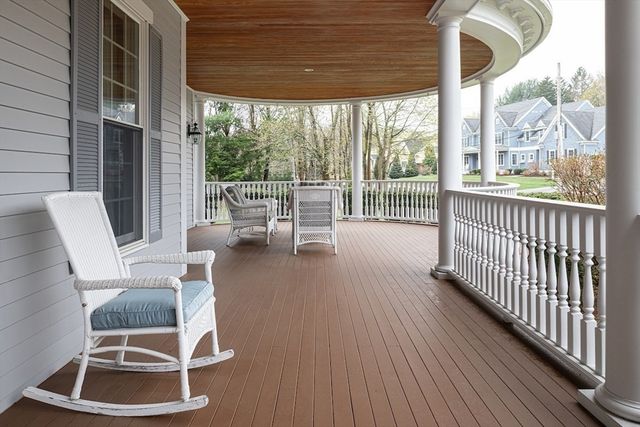 7 Burnham Rd, Lexington, MA 02420