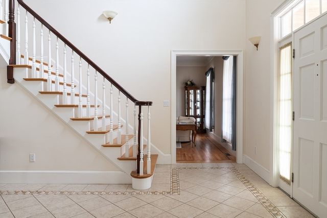 7 Burnham Rd, Lexington, MA 02420