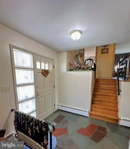 269 MCKINLEY AVE, Hanover, PA 17331