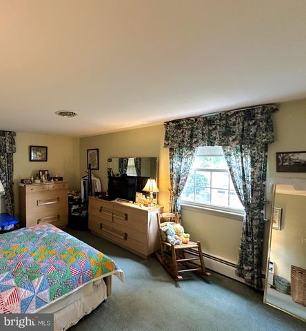 269 MCKINLEY AVE, Hanover, PA 17331