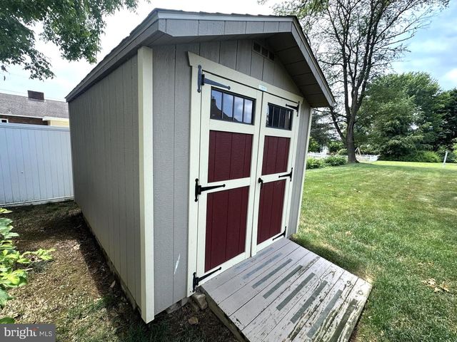 269 MCKINLEY AVE, Hanover, PA 17331