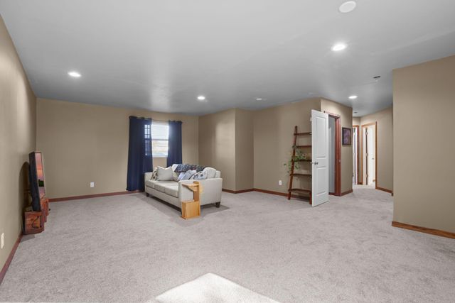 6338 154th Court NW, Ramsey, MN 55303