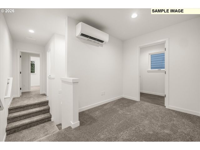 230 Nw MAWRCREST Ave, Gresham, OR 97030