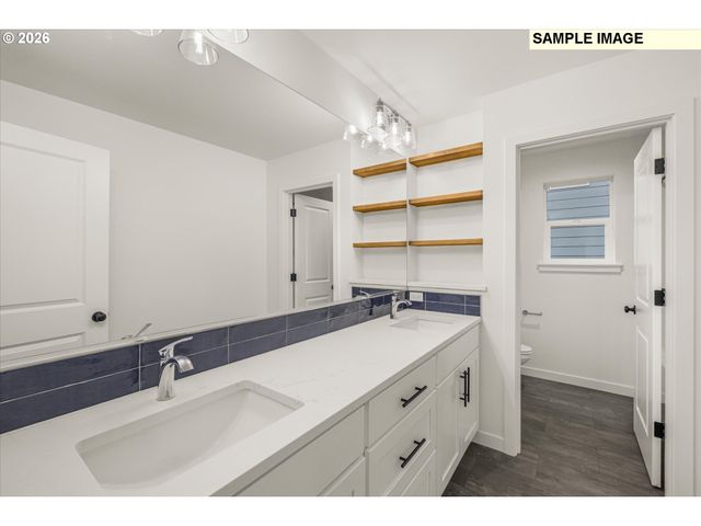 230 Nw MAWRCREST Ave, Gresham, OR 97030