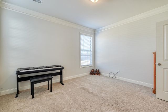 699 Ridgeville Crossing Drive, Inman, SC 29349