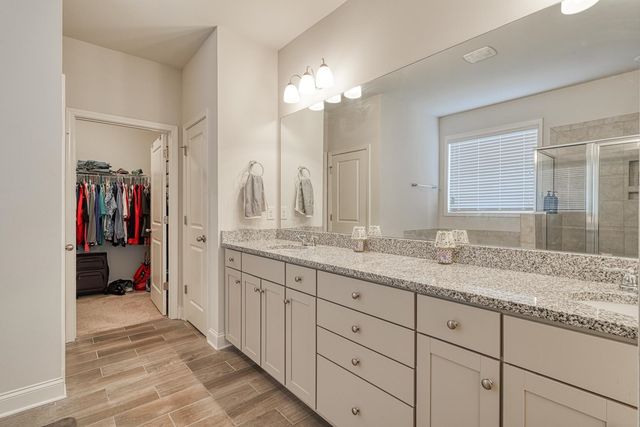 699 Ridgeville Crossing Drive, Inman, SC 29349