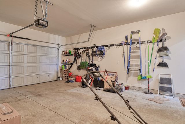 699 Ridgeville Crossing Drive, Inman, SC 29349