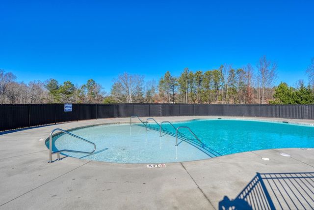 699 Ridgeville Crossing Drive, Inman, SC 29349