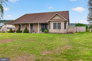 7-A PENN MANOR RD, Duncannon, PA 17020