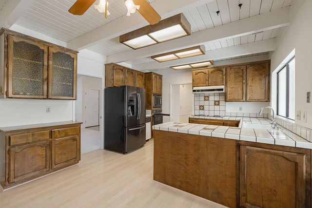 5106 Sunrise Hills Dr, Fair Oaks, CA 95628