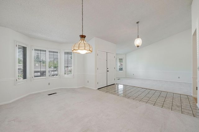 5106 Sunrise Hills Dr, Fair Oaks, CA 95628