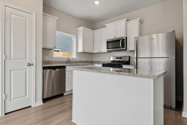 356 Fastboy Lane, Waller, TX 77484