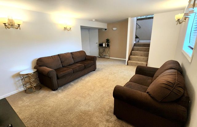 7315 Taney Place, Merrillville, IN 46410