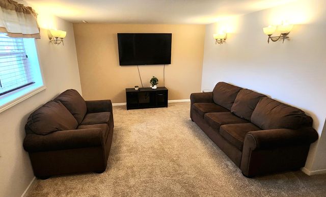 7315 Taney Place, Merrillville, IN 46410