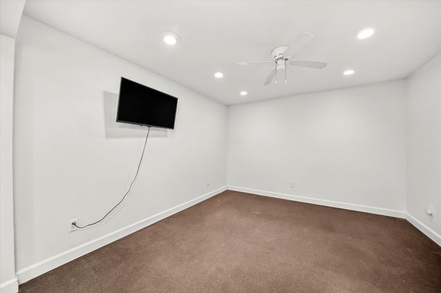 7315 Taney Place, Merrillville, IN 46410