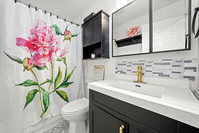 7315 Taney Place, Merrillville, IN 46410