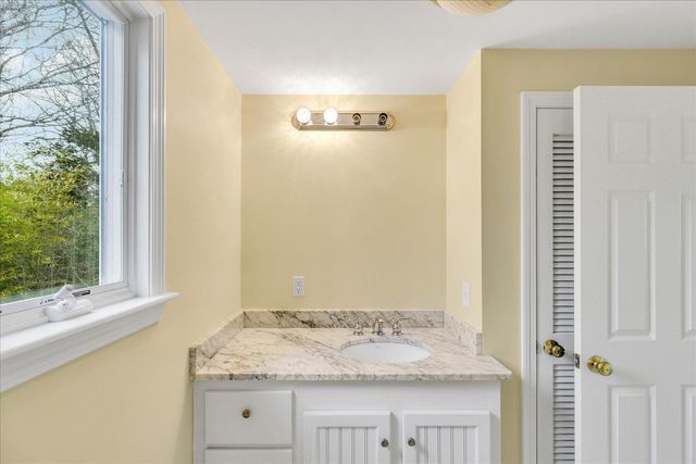 5 Dale Terrace Extension, Sandwich, MA 02563