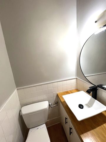 3916 E Willow St, Wichita, KS 67218