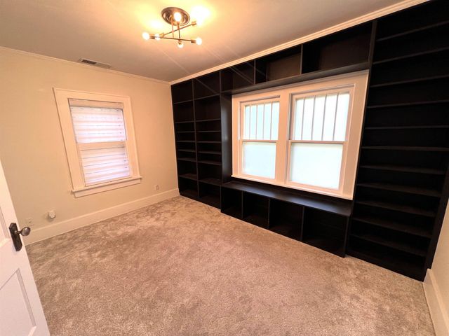 3916 E Willow St, Wichita, KS 67218