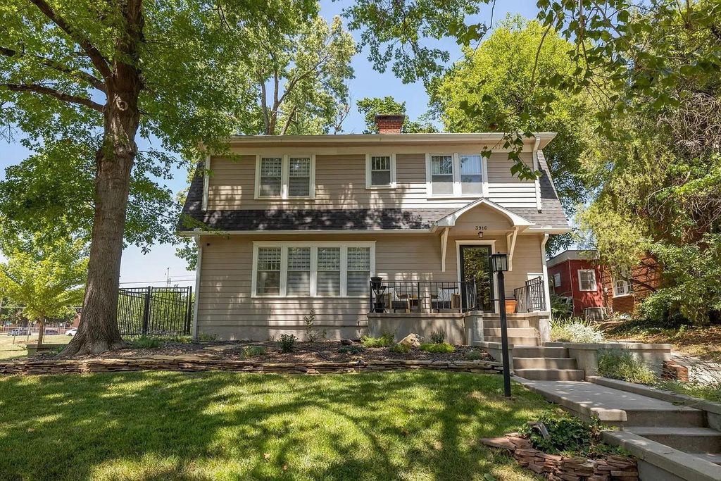 3916 E Willow St, Wichita, KS 67218