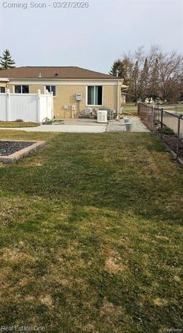 18576 Matthew Drive, Clinton Township, MI 48035