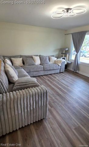 18576 Matthew Drive, Clinton Township, MI 48035