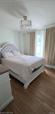 18576 Matthew Drive, Clinton Township, MI 48035