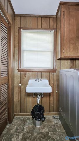 602 Box Street, Athens, AL 35611