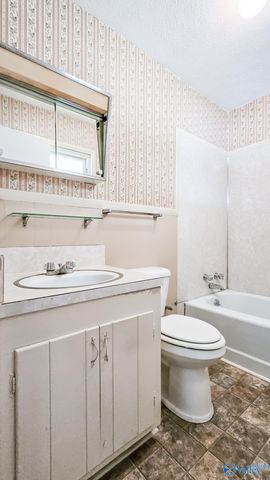 602 Box Street, Athens, AL 35611