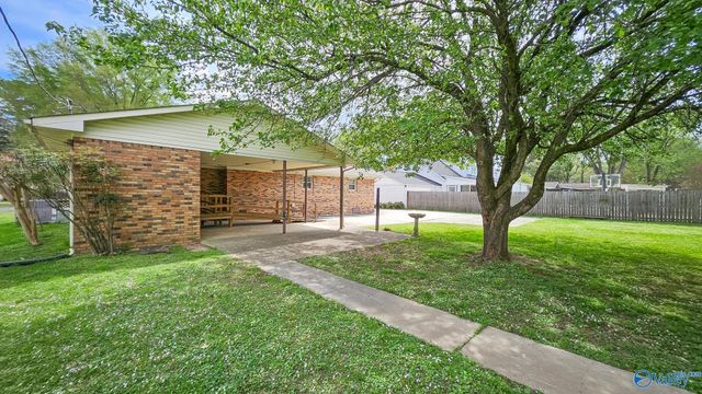 602 Box Street, Athens, AL 35611