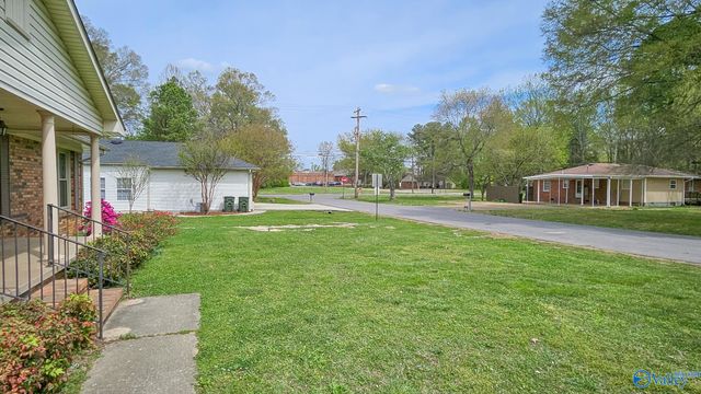 602 Box Street, Athens, AL 35611