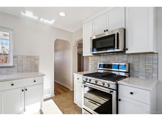 2040 Moline St, Aurora, CO 80010