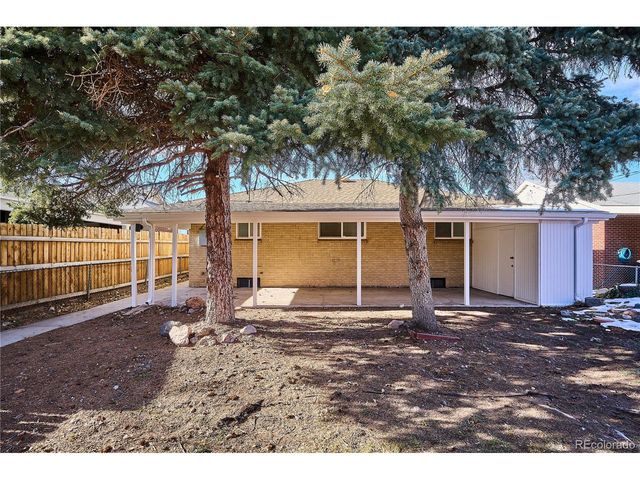 2040 Moline St, Aurora, CO 80010