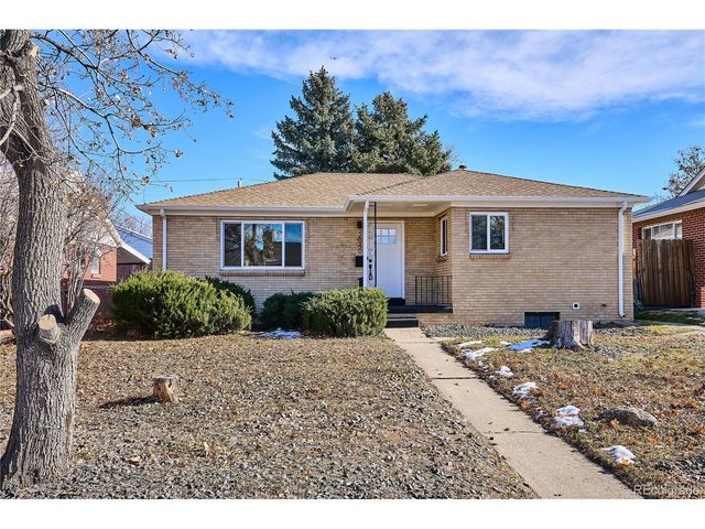 2040 Moline St, Aurora, CO 80010