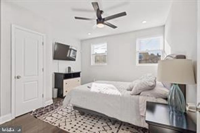 230 N LUZERNE AVE, Baltimore, MD 21224