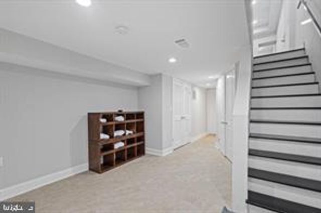 230 N LUZERNE AVE, Baltimore, MD 21224