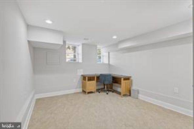 230 N LUZERNE AVE, Baltimore, MD 21224