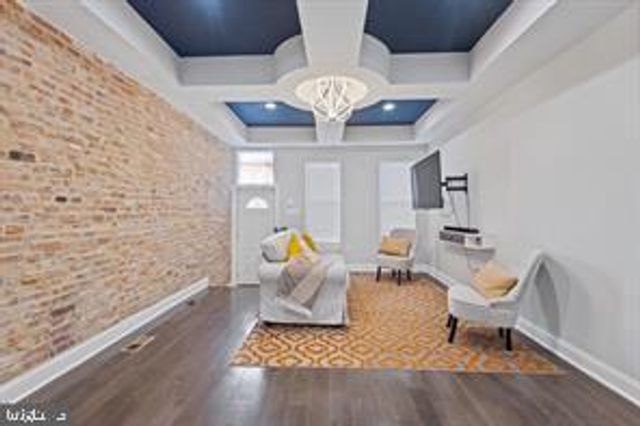 230 N LUZERNE AVE, Baltimore, MD 21224