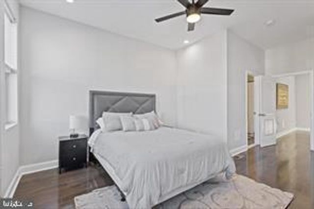 230 N LUZERNE AVE, Baltimore, MD 21224