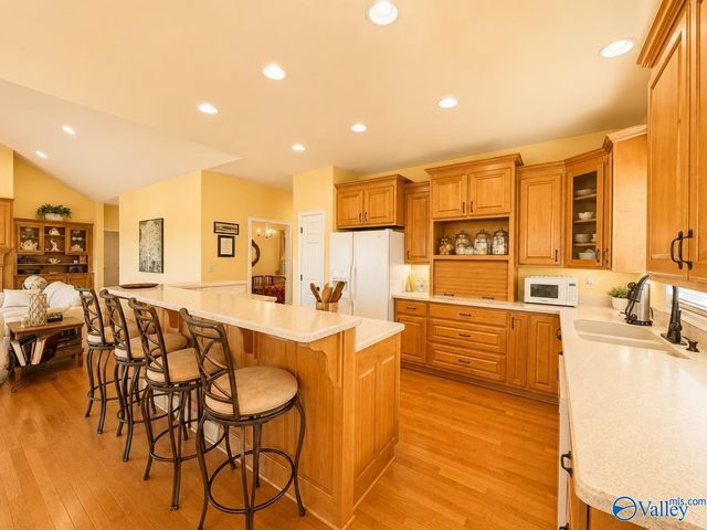 1211 River Ridge Drive, Guntersville, AL 35976