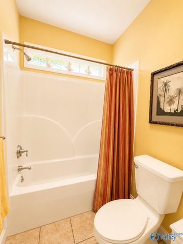 1211 River Ridge Drive, Guntersville, AL 35976