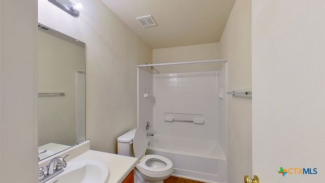 1013 W South Street, Leander, TX 78641