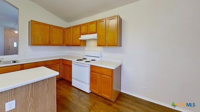 1013 W South Street, Leander, TX 78641