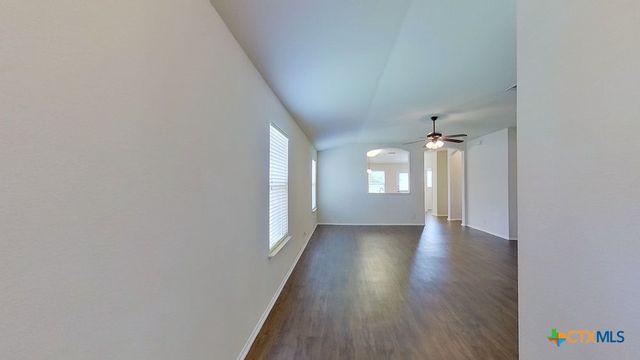 1013 W South Street, Leander, TX 78641